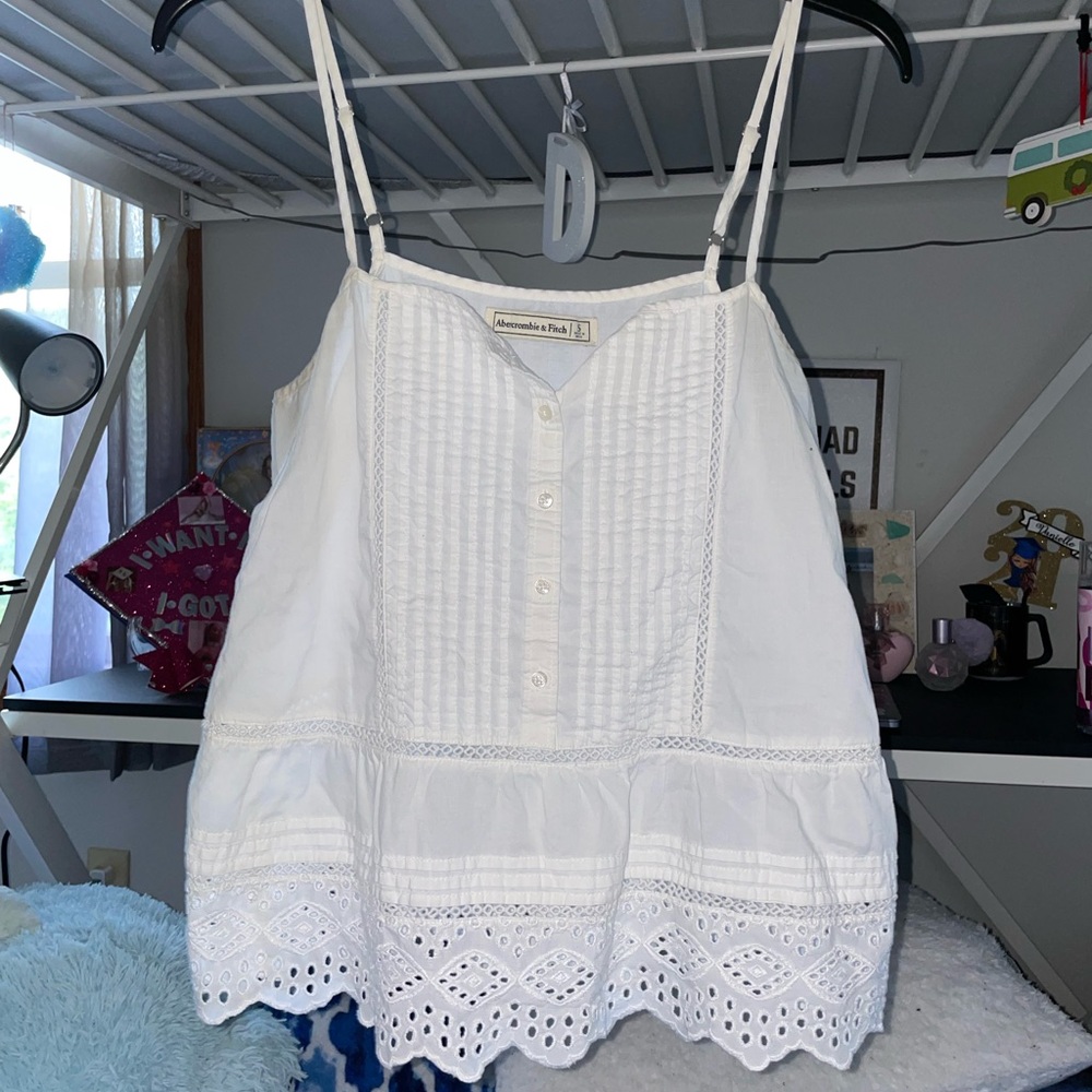 White lace tank top